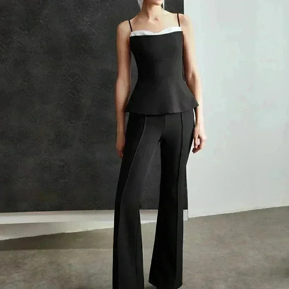 Black Two-Tone Women's Party Flowy Cami Top - Picture 5 of 7